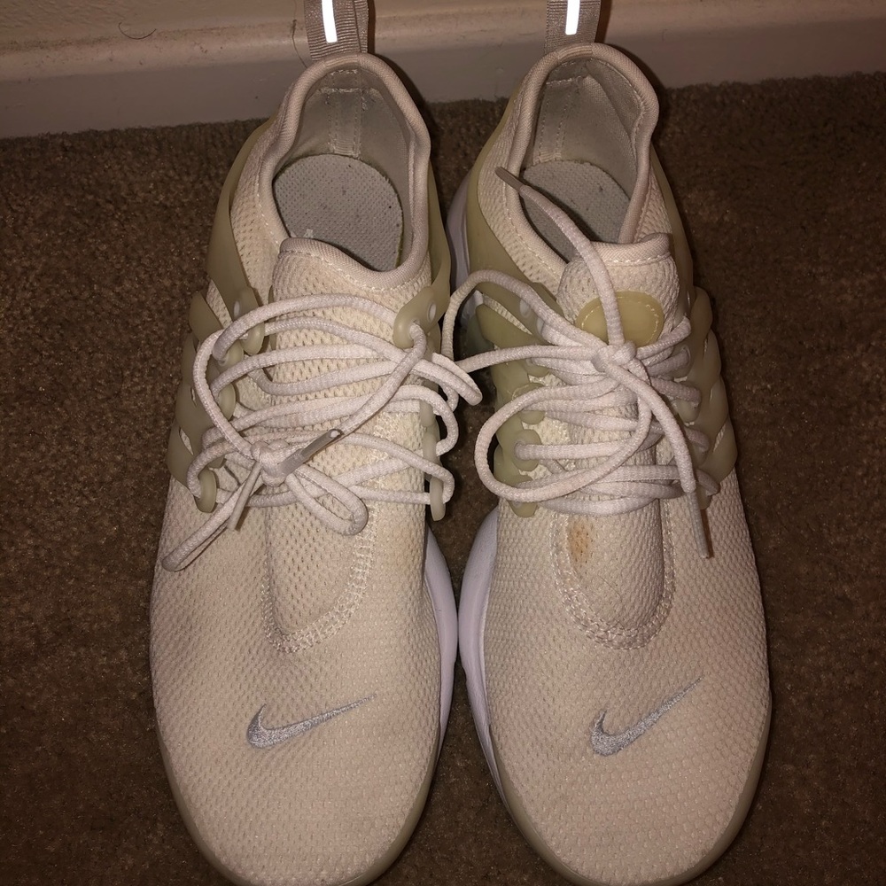 Women’s Nike presto